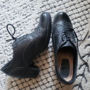 Womens menswear style dress shoes